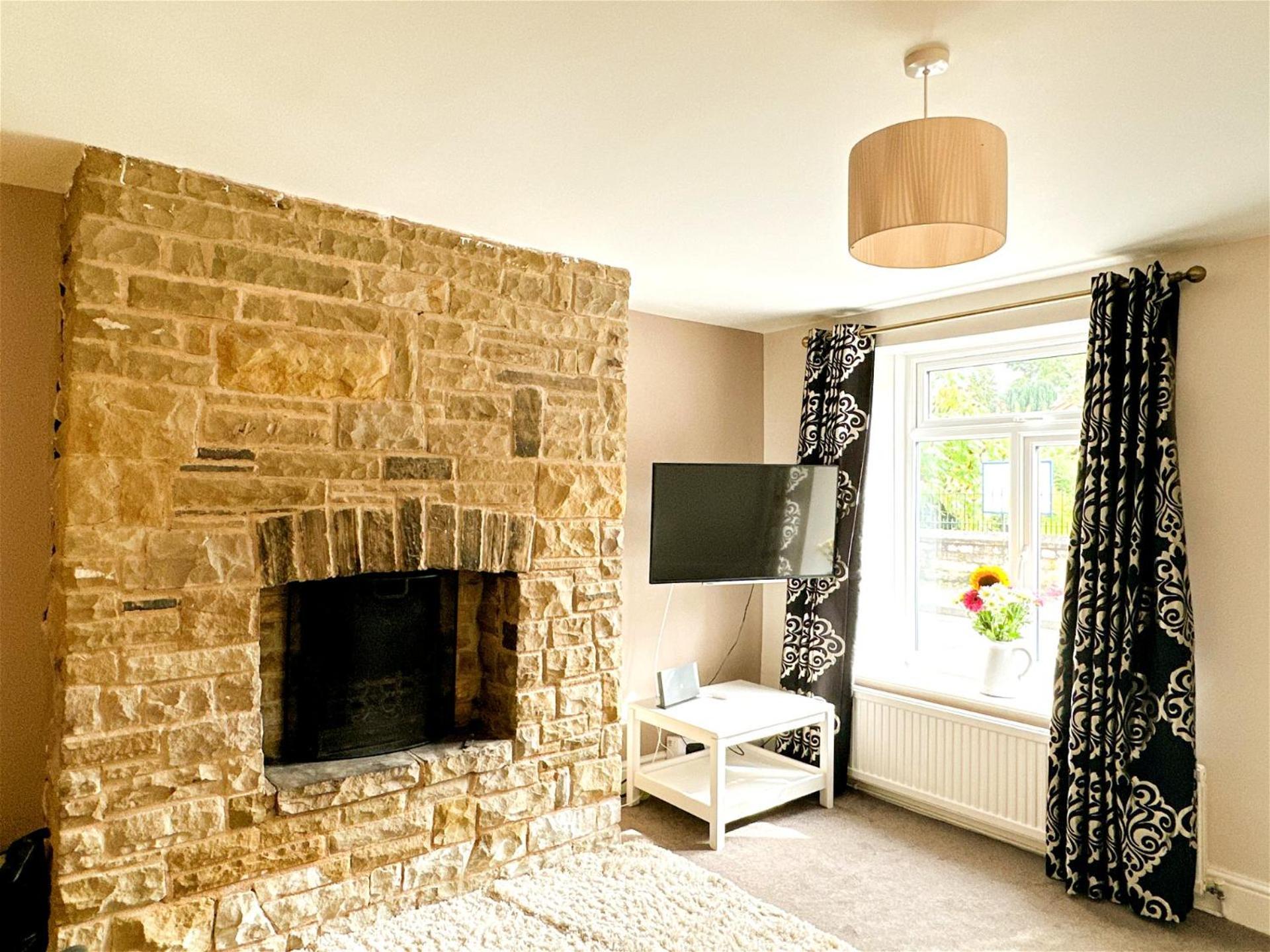 Cosy Country Escape | Fireplace & Views | & York Leeds (West Yorkshire)