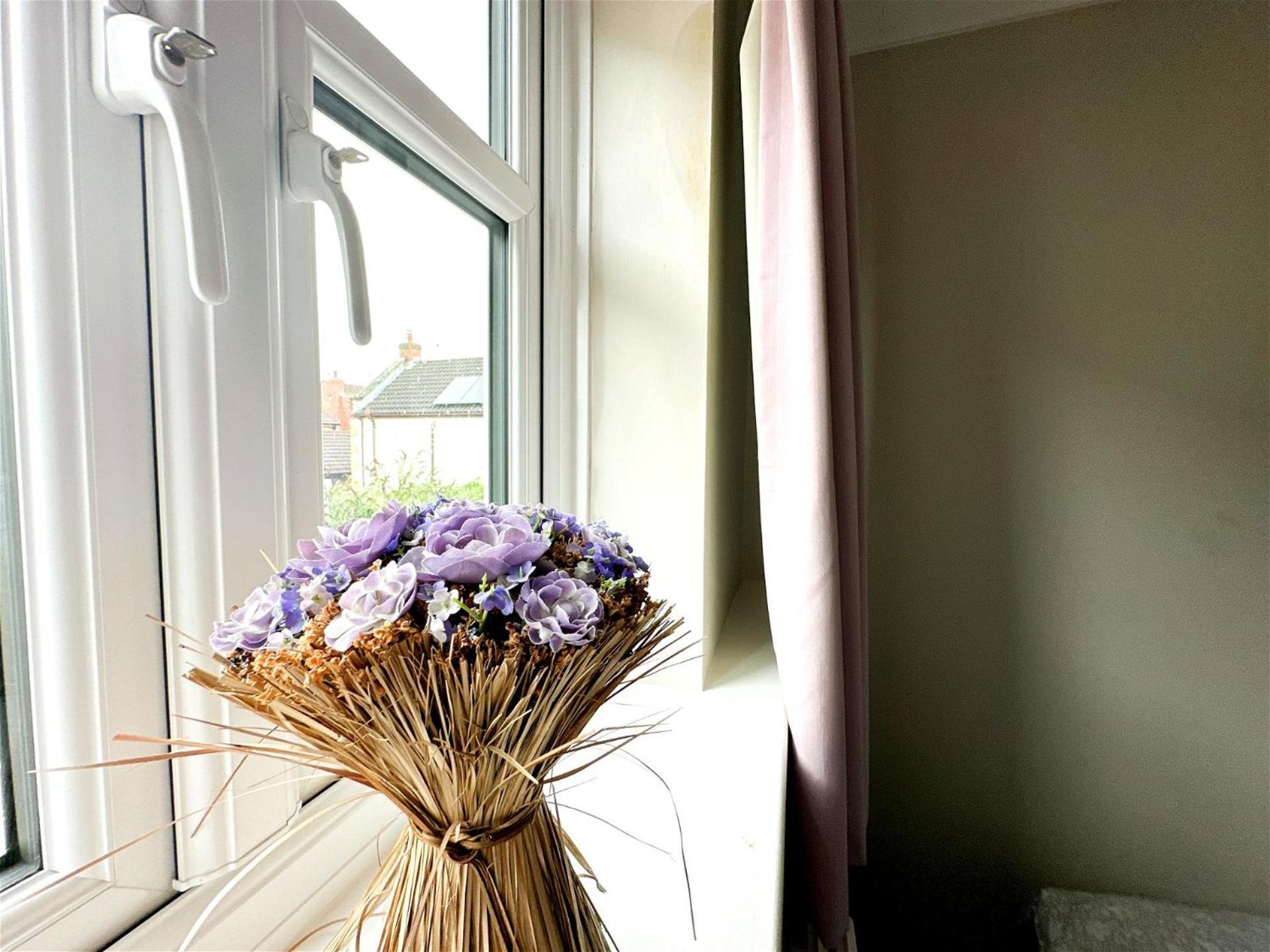 Holiday home Country With Church View And Fireplace Near Leeds & York *